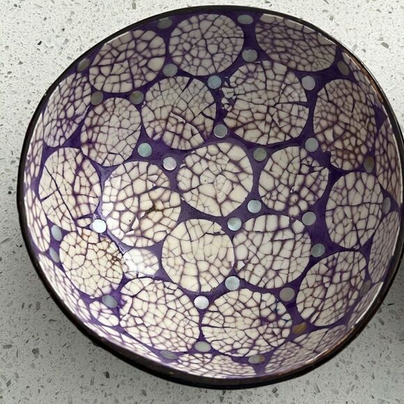 Coconut Bowls Hand inlaid with Shells with Purple Decorative Bowls Set of 2 - Picture 4 of 8